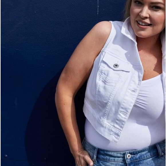 Torrid 3X stretch cropped denim jean vest classic - Picture 10 of 10